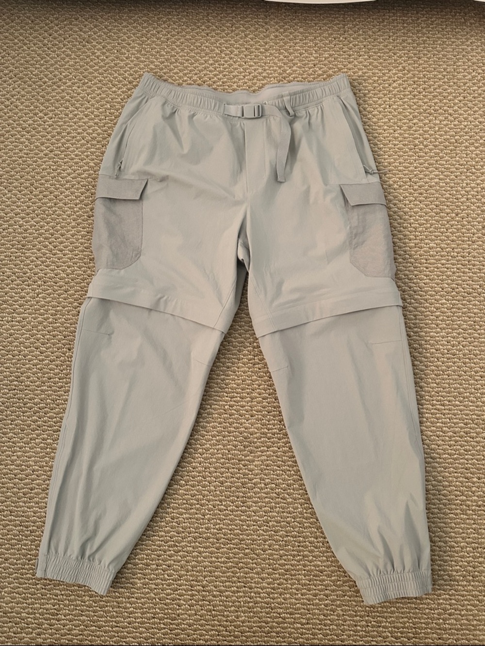 NWOT Men’s Lululemon Zip-Off Convertible Hiking Pant Light Gray